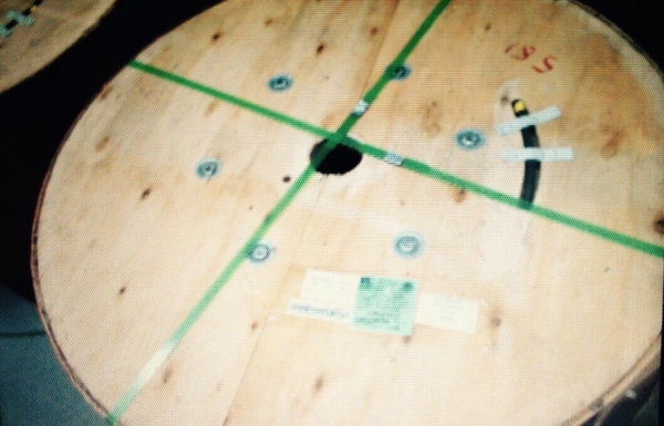 สายไฟของใหม่ ยังไม่ได้แกะกล่อง ขนาด 2x4 " ยาว2,000 ม.  หนักประมาณ 540 กก.