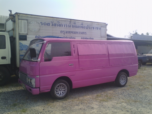 ประกาศขายรถตู้แบบเปิดข้างได้ 2 ข้าง สำหรับขายของขายกาแฟสด สภาพดีสีชมพูสวยทำมาใหม่แล้วครับ