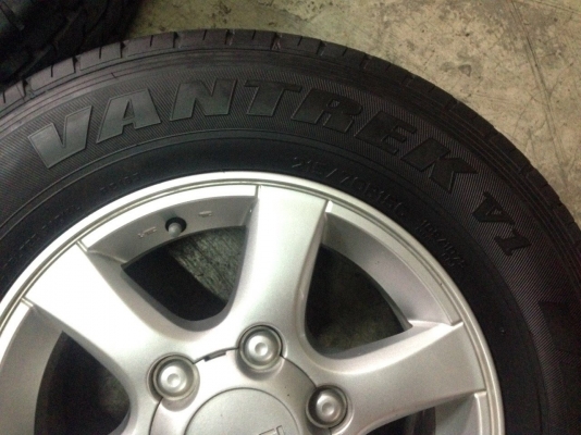 แม็ก อีซูซุ ขอบ15 พร้อมยาง 215-70-15