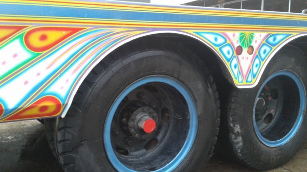 เทนเลอร์ 10 ล้อ 320000 090-8272268 เทนเลอร์ 10 ล้อ 320000 090-8272268