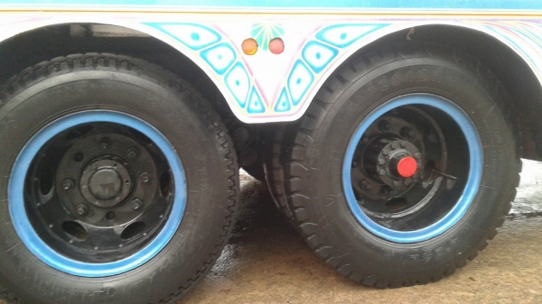 เทนเลอร์ 10 ล้อ 320000 090-8272268 เทนเลอร์ 10 ล้อ 320000 090-8272268