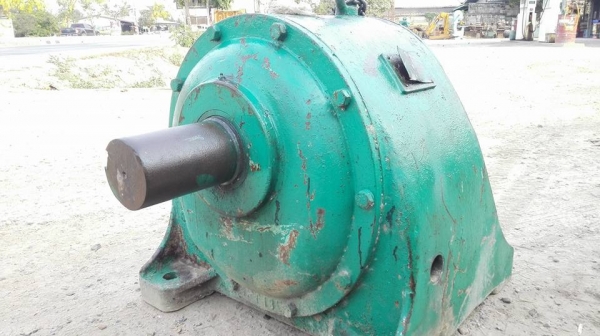 หัวเกียร์ทด SKK Made in JAPAN ทด 1:30 ใช้กับมอเตอร์ 50-60 HP. สภาพสวยหมุนนิ่มพร้อมใช้งาน.