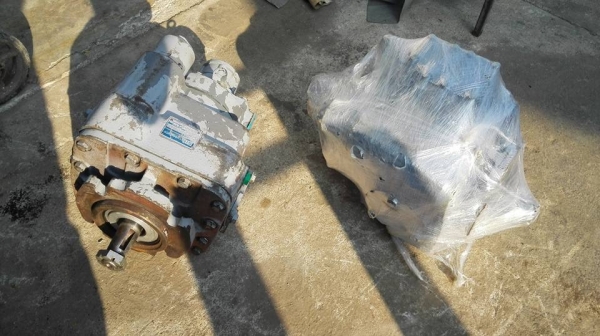 ** SOLD ** ปั้มไฮดรอลิค DAIKIN เบอร์ 23 ของสแปรใหม่เก่าเก็บ มี 2 ลูกหมุนนิ่มพร้อมใช้งาน