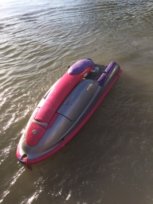 ขายเจสกียืนคาวา750พร้อมเล่นถูกๆเติมน้ำมันเล่นได้เลย