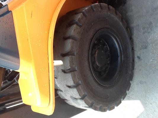 แหล่งรวมรถโฟลค์ลิฟท์งาเทฮิ้งค์ฟอร์คภาคตะวันออกงากระดกสำหรับตักก้อนยางพารายางถ้วยยางก้อนและขี้ยาง