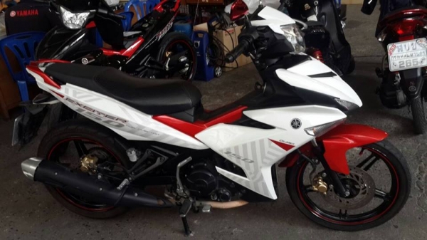 ขาย Yamaha Exciter 150 ปี 58 เครื่องดีเดิมๆ สภาพภายนอกสวย ไม่มีรอยล้ม ภาษีเต็มเล่มพร้อมชุดโอน