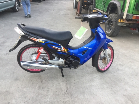 Honda  wave125 สีน้ำเงิน  ปี 48