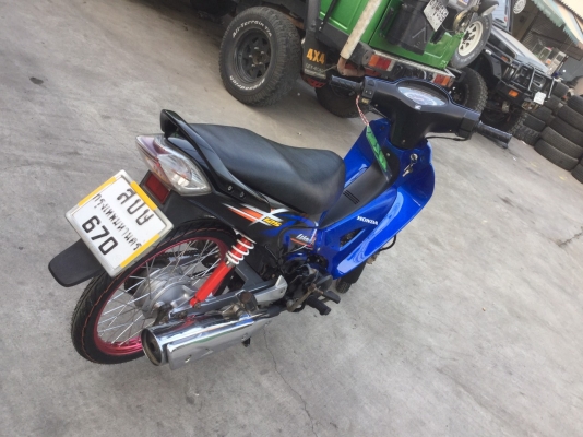 Honda wave125 สีน้ำเงิน ปี 48 Honda wave125 สีน้ำเงิน ปี 48