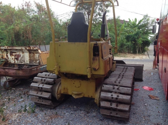 ขายแทคเตอร์D2รุ่น5 สไลด์5ทิศ เครื่องดี ช่วงล่างพอใช้ได้ต้องเอาไปทำเบรค ขายตามสภาพครับ ขาย 95000 บาท