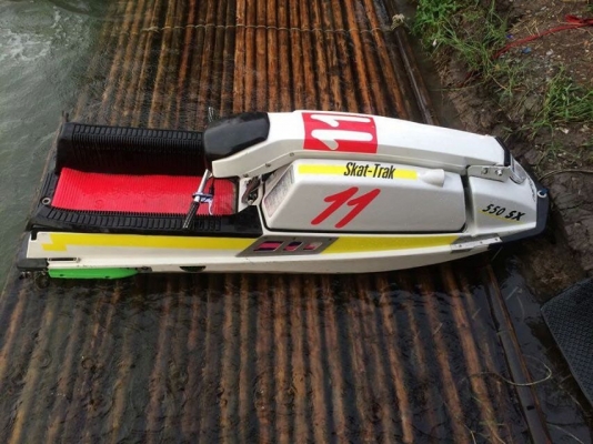 ขายเจสกียืนคาวา550พร้อมเล่นแต่งเต็ม