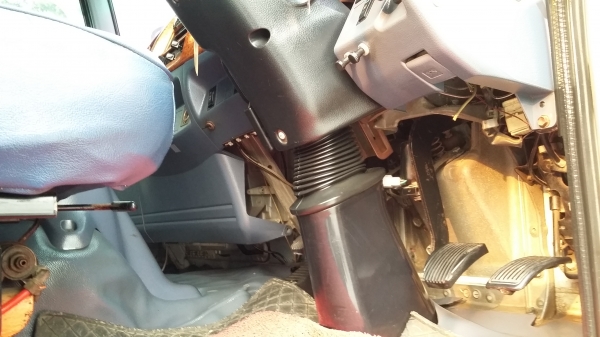 ขายสิบล้อดั๊มสองเพลาเมก้า 320 ปี 49 สวย ๆ ครับ  081 7368589