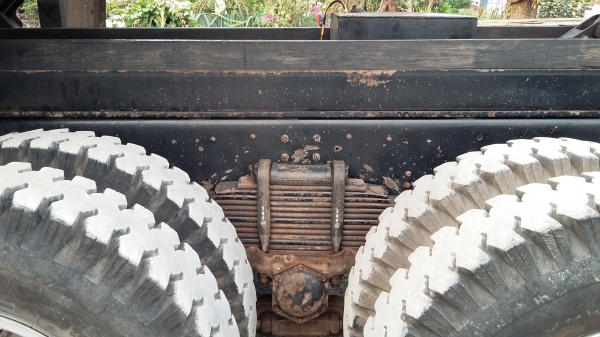 ขายสิบล้อดั๊มสองเพลาเมก้า 320 ปี 49 สวย ๆ ครับ  081 7368589