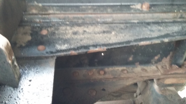 ขายสิบล้อดั๊มสองเพลาเมก้า 320 ปี 49 สวย ๆ ครับ  081 7368589