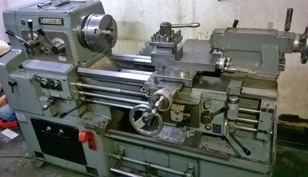 **ขายถูกๆครับ**เครื่องกลึงมือสองจากญี่ปุ่น MORISEIKI MS-650  5.5Feet เกลียวนิ้วมิลเปลี่ยนเฟือง ดิสช์เบรค เพลาตั้งตัด 3จับ9นิ้ว พร้อมใช้งานครับ