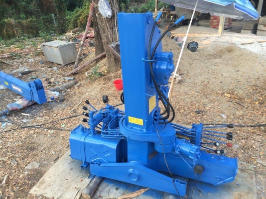 เครน Tadano 2.0t 3ตอน 2ชัก โทร.061-0702352 ครับ