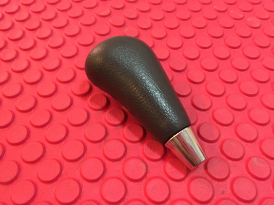 หัวเกียร์หนัง (ของใหม่) ราคา 350 บาท พร้อมส่งค่ะ โทร 099-1986308