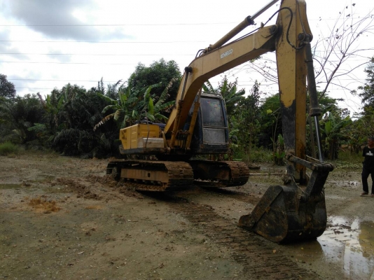 KOBELCO SK 120 มาร์คทรี