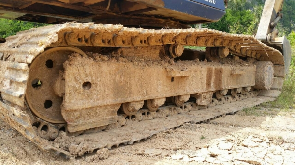 KOMATSU PC 200-5