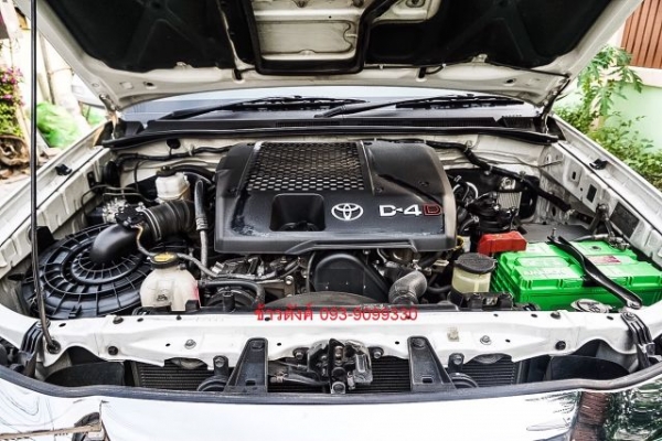 2013 TOYOTA FORTUNER 3.0V AT 2WD Navi สีขาวมุกรุ่นTOPสุดขับ2สภาพน้องๆป้ายแดงไม่เคยชนรับประกัน เกียร์ออโต้ดีเซล ราคาถูก