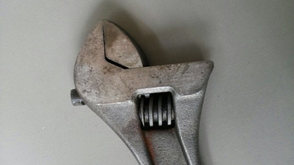 ขายประแจเลื่อน BAHCO ergo8071 8" MADE IN SWEDEN. ขายประแจเลื่อน BAHCO ergo8071 8" MADE IN SWEDEN.