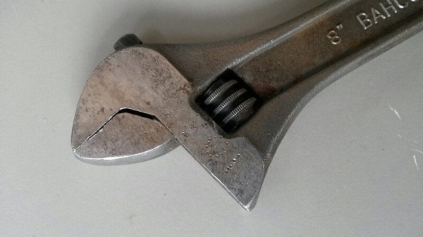 ขายประแจเลื่อน BAHCO ergo8071 8" MADE IN SWEDEN. ขายประแจเลื่อน BAHCO ergo8071 8" MADE IN SWEDEN.