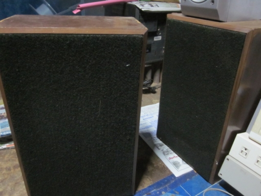 สเตอริโอเก่า(แนวสะสม) การทำงานปกติทุกปุ่ม+ลำโพง 1คู่(อายุ 40ขึ้นแน่) สเตอริโอเก่า(แนวสะสม) การทำงานปกติทุกปุ่ม+ลำโพง 1คู่(อายุ 40ขึ้นแน่)