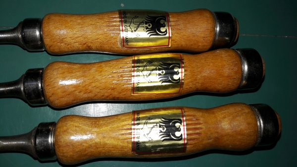 ขายสิ่วตราอินทรีสมอขนาด3/4,5/8,1/2 Made in Germany.