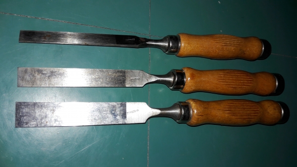 ขายสิ่วตราอินทรีสมอขนาด3/4,5/8,1/2 Made in Germany.