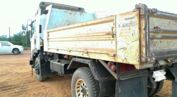 ขายรถบรรทุกดั้ม Isuzu frt 240 แรง ขายรถบรรทุกดั้ม Isuzu frt 240 แรง