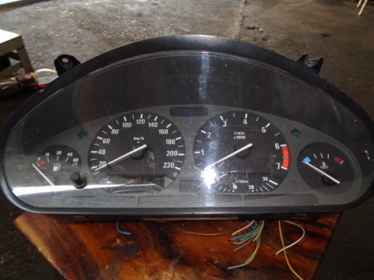 ขายเรือนไมล์ bmw e36