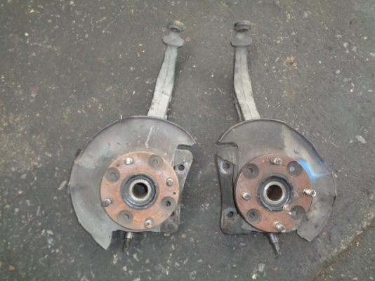 ขายดุมล้อ accord ไฟท้ายสองก้อน