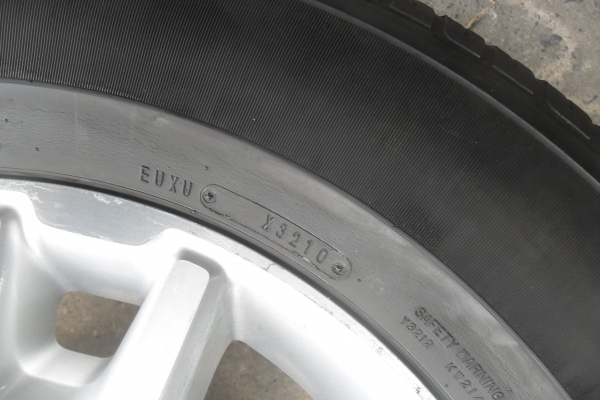 ล้อแม็ก18นิ้ว6รู ฟอด พร้อมยาง สวยๆ 4 ล้อ ลดราคาเหลือ 7500 บาท ล้อแม็ก18นิ้ว6รู ฟอด พร้อมยาง สวยๆ 4 ล้อ ลดราคาเหลือ 7500 บาท