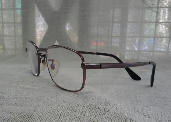 แว่นสายตายาวไททาเนียมหยืดหยุ่นสูง  P-ixel II Made in Japan