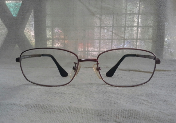 แว่นสายตายาวไททาเนียมหยืดหยุ่นสูง  P-ixel II Made in Japan