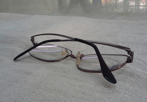 แว่นสายตายาวไททาเนียมหยืดหยุ่นสูง  P-ixel II Made in Japan