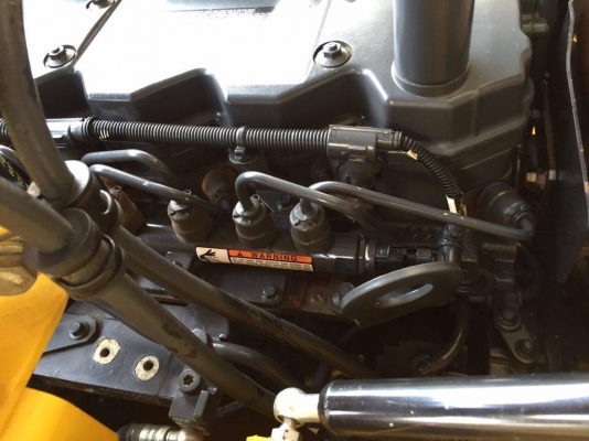 KOMATSU PC200-8 (เจ้าของขายเอง) รถปี 11 5,XXX ชั่วโมง เอกสารใบแจ้งจำหน่าย (ประกันศูนย์ยังมีอยู่ ถ่ายน้ำมันเครื่องกรองน้ำมันไฮโดลิคกองฟรีอีกนาน) รถออกป้ายแดง ตัวญี่ปุ่น สีเดิม รถสวยมาก