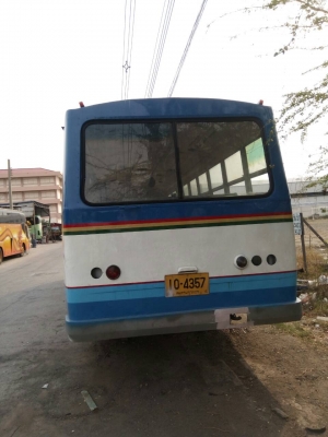 Bus isuzu ทั้งคัน ใส่หัวหกล้อได้