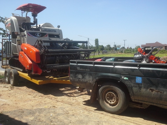 ขาย เทลเลอร์ รถเกี่ยวคูโบต้า ขาย เทลเลอร์ รถเกี่ยวคูโบต้า