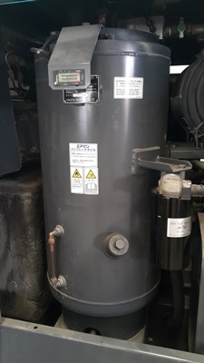 ปั้มลม Airman PDS390S เก่าญี่ปุ่นไม่เคยใช้ในไทย ลม 7 บาร์ สภาพสวย เครื่อง สกรู แน่ๆ ตัวนี้ไม่แพง สอบถาม 062-709-1748 ธีรเทพ