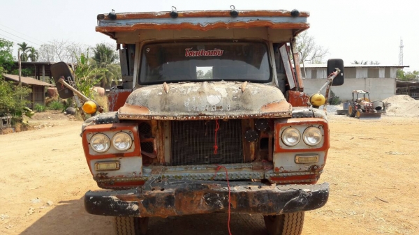 ขาย เทนเลอร์ 10 ล้อ หัวยาว เพลาเดียว ไม่มีทะเบียน เครื่อง 6BB1 145 แรงม้า เฟืองท้ายใหญ่ มีสโลว์กลาง พวงมาลัยพาวเวอร์