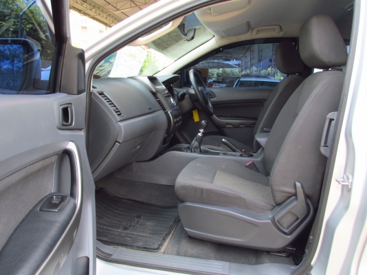FORD RANGER 2. 2Hi-rider Cab XLS ปี2015 FORD RANGER 2. 2Hi-rider Cab XLS ปี2015