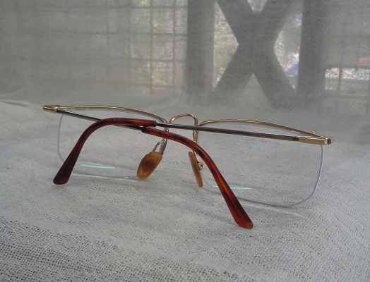 แว่นสายตายาววินเทจฟรานซ์ สองกษัตริย์ โกลด์ฟิลด์  Essilor handmade in France