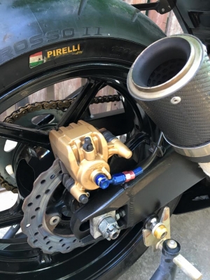 KAWASAKI ZX10R ปี2005 ทะเบียนแท้โอนขนส่งใหญ่ ทะเบียน กทม.ภาษี พรบ.59 รถสภาพพร้อมซิ่งของเเต่ง