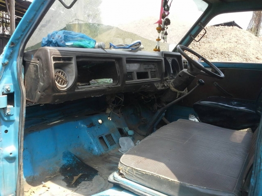 ขาย155000บาท 6ล้ออีซูซุKSเครื่อง110แรง สภาพดีพร้อมใช้งาน