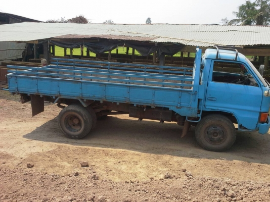 ขาย155000บาท 6ล้ออีซูซุKSเครื่อง110แรง สภาพดีพร้อมใช้งาน