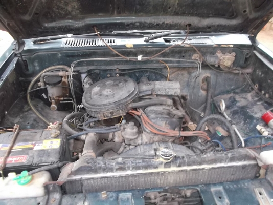 ขายกระบะนิสสันบิ๊กเอ็มหน้าตาข่าย หัวเดียว ทะเบียนเต็ม พร้อมโอน ยางใหม่สี่เส้นเป็นรถ ผอ.โรงเรียน 0817901940