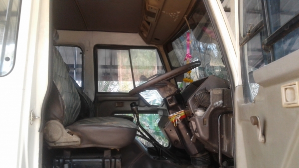 ขายสิบล้อดั้ม2เพลา190แรงเจ้าของขายเอง0926738008