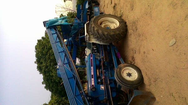 ขายรถไถford77เครื่องสีข้าวโพดดันหน้าผาน7