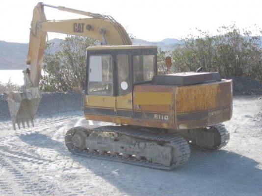 ขายรถขุดแบคโฮ เทคเตอร์ รถเคน ทุกชนิดทุกยี่ห่อนำเข้าจากญี่ปุ่นา