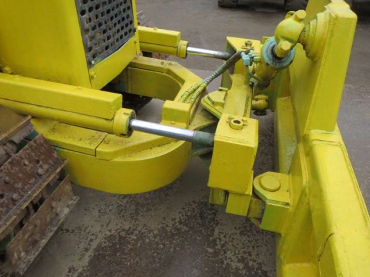 ขายรถขุดแบคโฮ เทคเตอร์ รถเคน ทุกชนิดทุกยี่ห่อนำเข้าจากญี่ปุ่นา